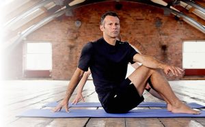 ryan-giggs-pro-athletes-yoga